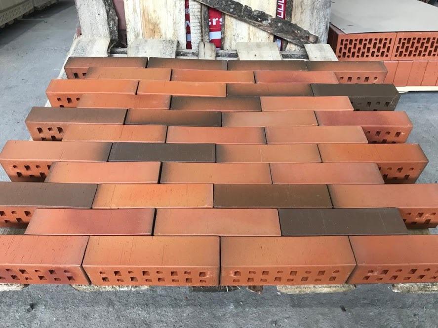 Кирпич ЛСР пустотелый "Красный Флэшинг" гладкий 250*120*65 мм